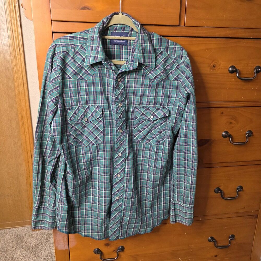 Vintage Wrangler Shirt Size Medium Pearl Snap Plaid  Green Long Sleeve Western